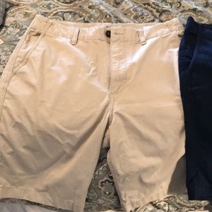 Old Navy men’s broken-in straight shorts